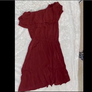 💃off the shoulder red/maroon dress NWT